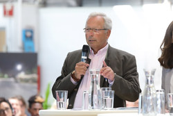 ZusammenHelfen- Konferenz mit Landesrat Rudi Anschober