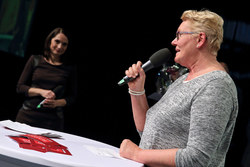 Danke-Tag für Pflegekräfte Verleihung des Sinnstifter Awards durch Landesrätin Birgit Gerstorfer