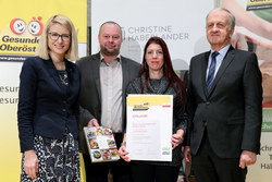 Zertifikatsverleihung Gesunde Küche durch LR Mag. Christine Haberlander
