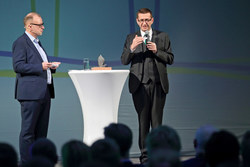 Innovation Award FH Wels mit Landesrat Markus Achleitner