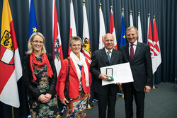 Verleihung von Kulturauszeichnungen im Steinernen Saal des Landhauses mit Landeshauptmann Mag. Thomas Stelzer