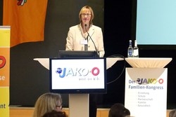 JAKO-O Familienkongress am 19.11.2017 in Bad Ischl: Bettina Peetz